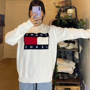 Tommy Jean Flag Logo Sweatshirt Pullover